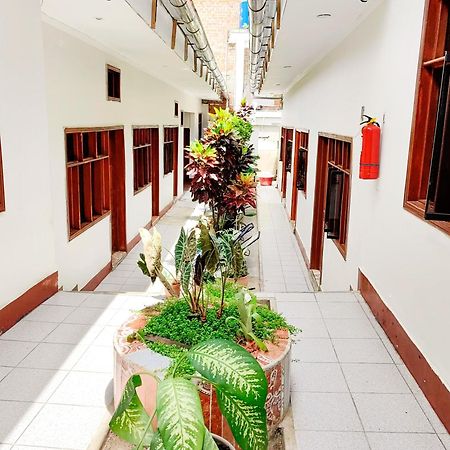 Tengana Hospedaje Y Tours 塔拉波托 外观 照片